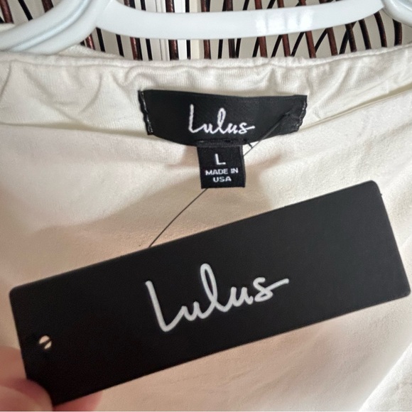 ⭐️ NWT Lulus Two Piece Cropped Surplice Top & Mini Skirt Set ⭐️ - Picture 11 of 13